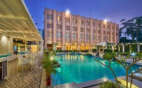 Hotel Hindusthan International, Bhuvanesvar Exterior photo