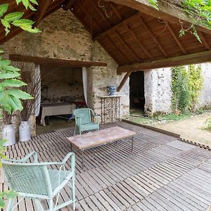 Quaint Holiday Home In Loire France With Garden Contigné Exterior photo