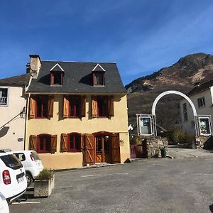 La Petite Maison Des Montagnes Luz-Saint-Sauveur Exterior photo