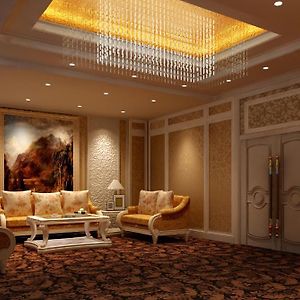 Luoyang Grand Hotel Interior photo