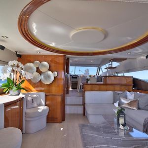 Luxurious 3 Bedroom Yacht Also Offers Charters Miami Beach Exterior photo