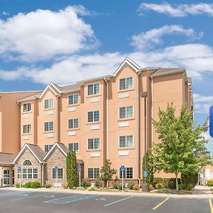 Microtel Inn & Suites By Wyndham Tuscumbia/Muscle Shoals Exterior photo