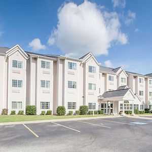Microtel Inn By Wyndham Rogers Exterior photo