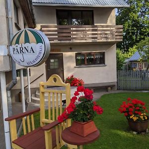 Parna Guesthouse & Apartments Kuressaare Exterior photo