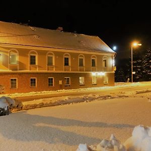 Pension Zaclersky Medved Exterior photo