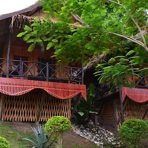 Thongbay Guesthouse Luangprabang Exterior photo