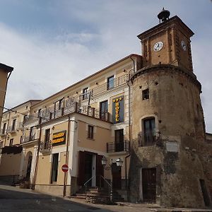 Hotel Palazzo Salerno Roggiano Gravina Exterior photo