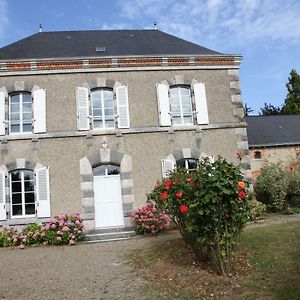 Maison St Mayeul Bouere Exterior photo