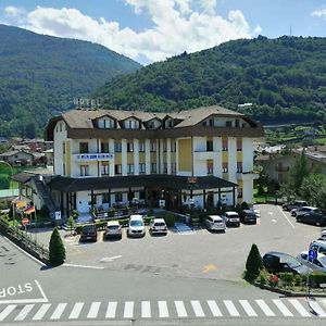 Hotel Rezia Valtellina Morbegno Exterior photo