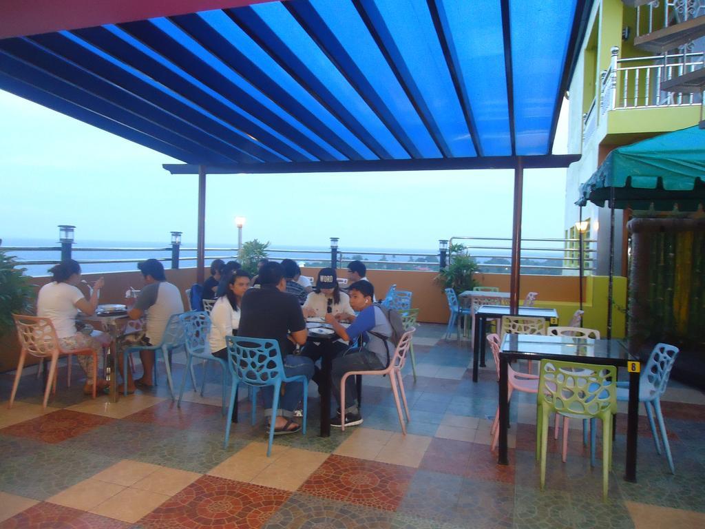 C & L Bay View Hotel Dumaguete City Kültér fotó