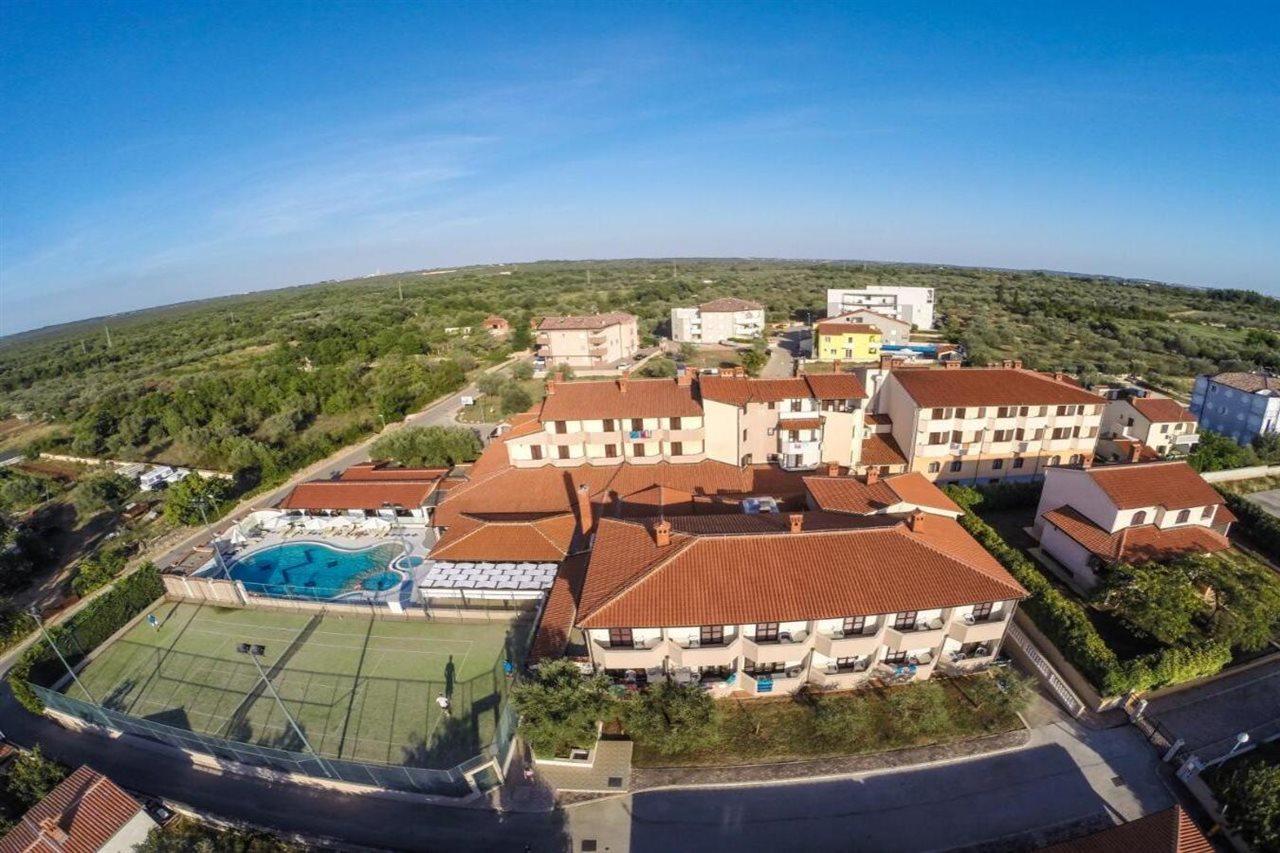 Hotel Villa Letan Fažana Kültér fotó