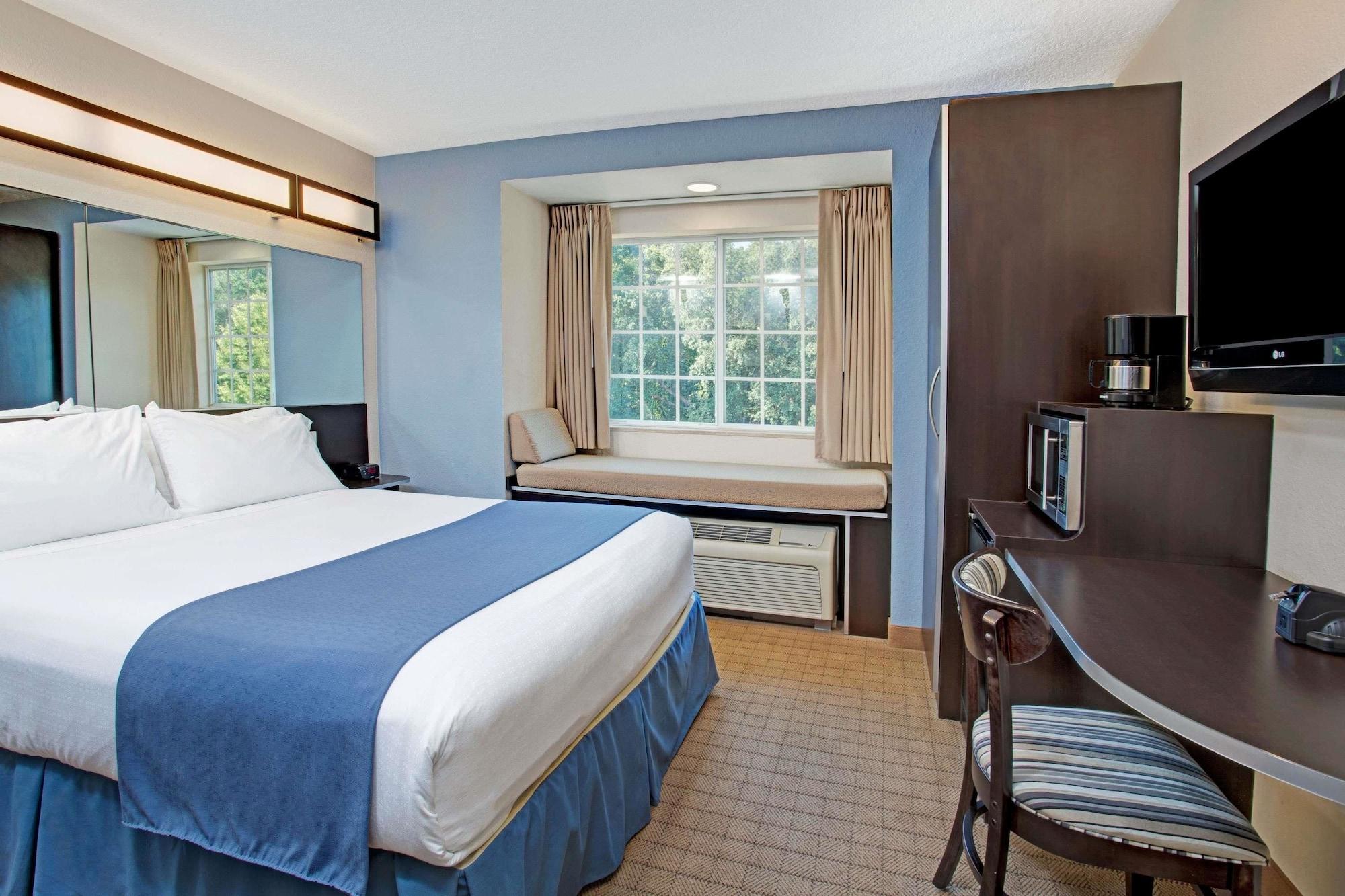 Microtel Inn & Suites By Wyndham Brooksville Ridge Manor Kültér fotó