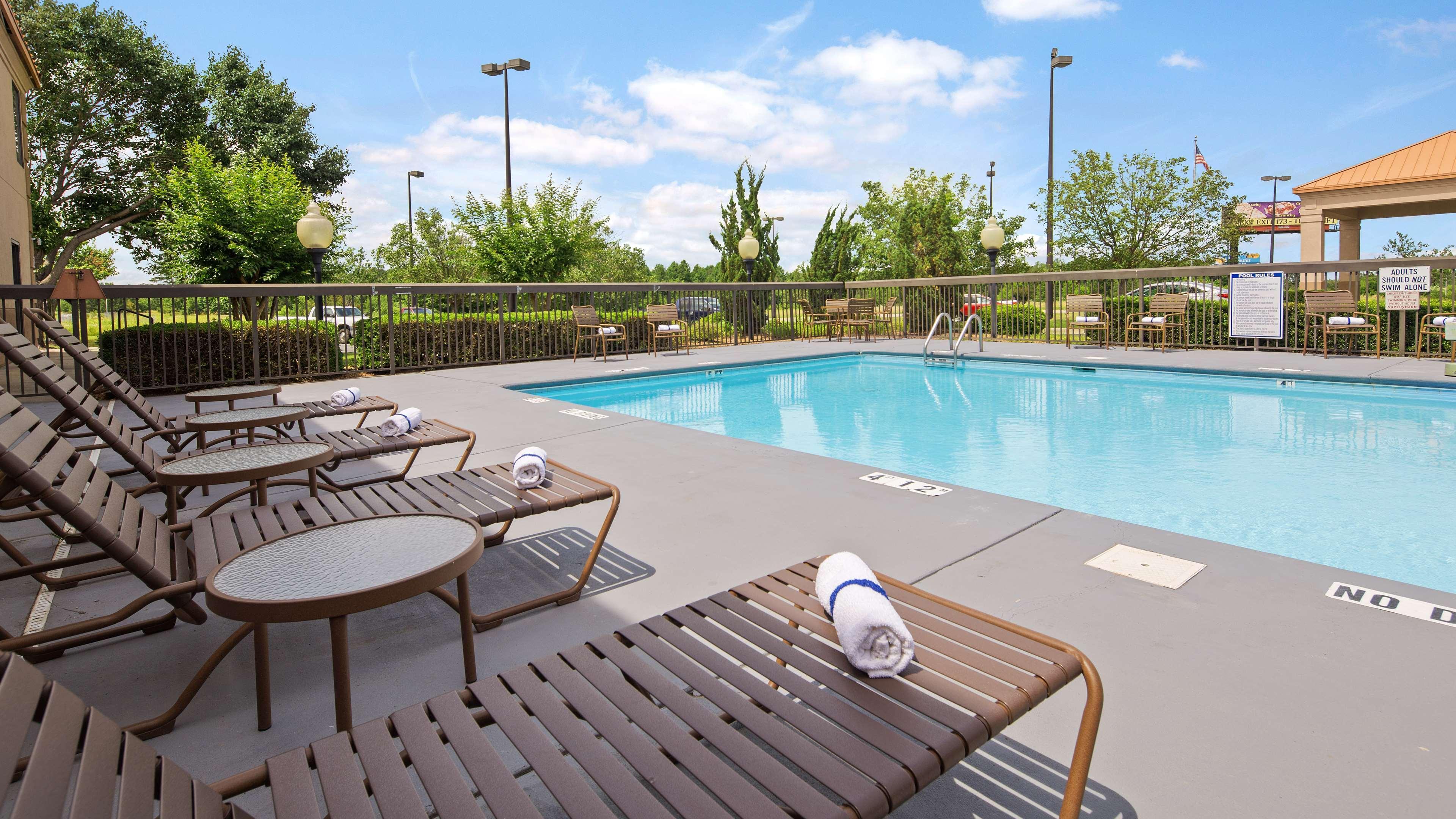 Surestay Plus Hotel By Best Western Roanoke Rapids I-95 Létesítmények fotó