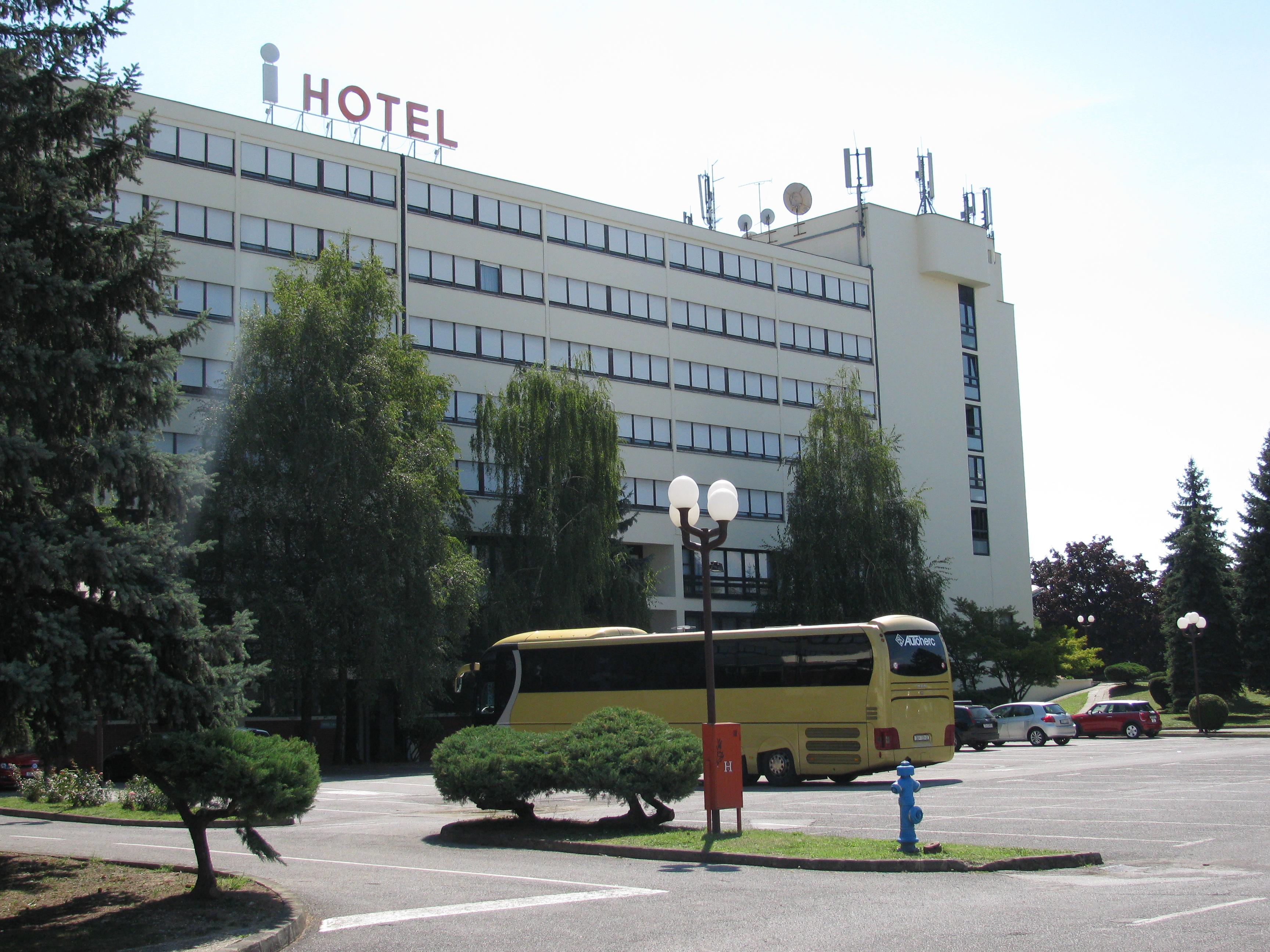 Hotel Novi Zágráb Kültér fotó