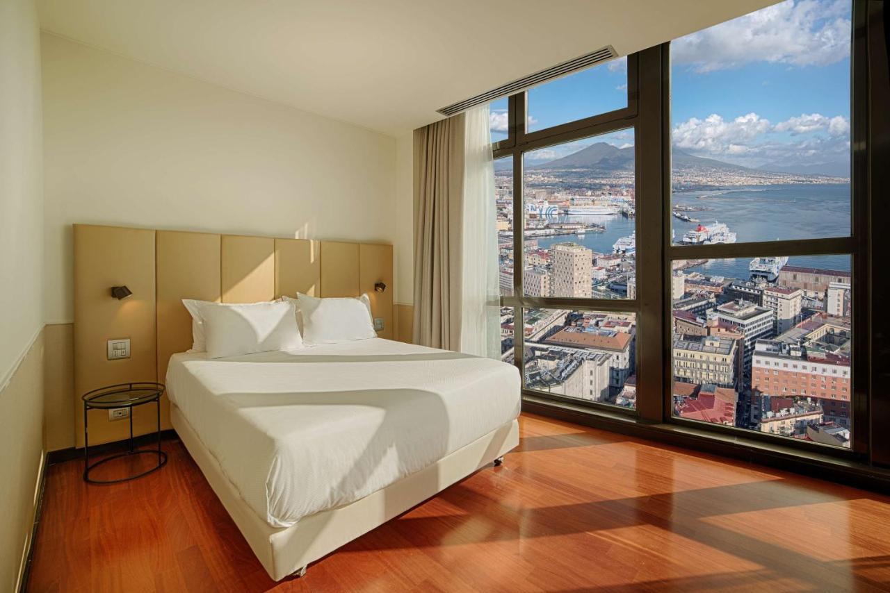 Nh Napoli Panorama Hotel Kültér fotó