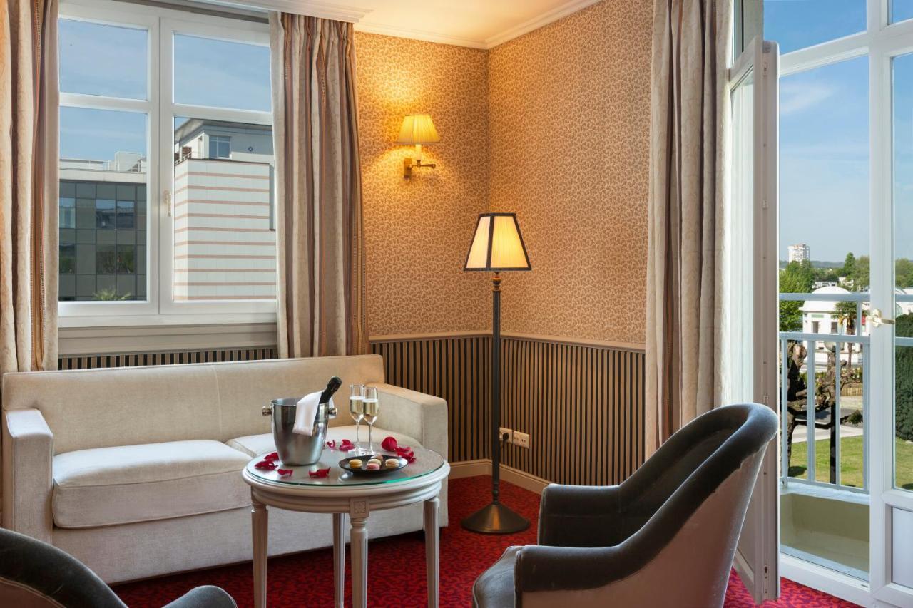 Hotel Barriere Le Grand Hotel Enghien-Les-Bains Kültér fotó