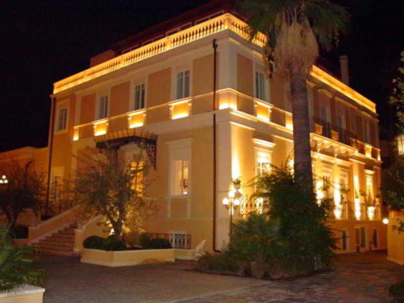 Hotel Villa Del Bosco Catania Kültér fotó