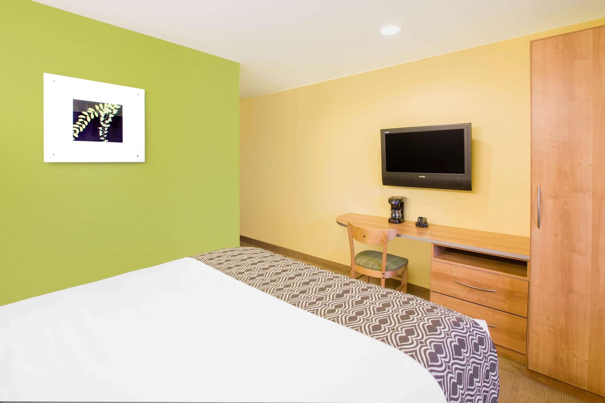 Microtel Inn & Suites By Wyndham Delphos Kültér fotó