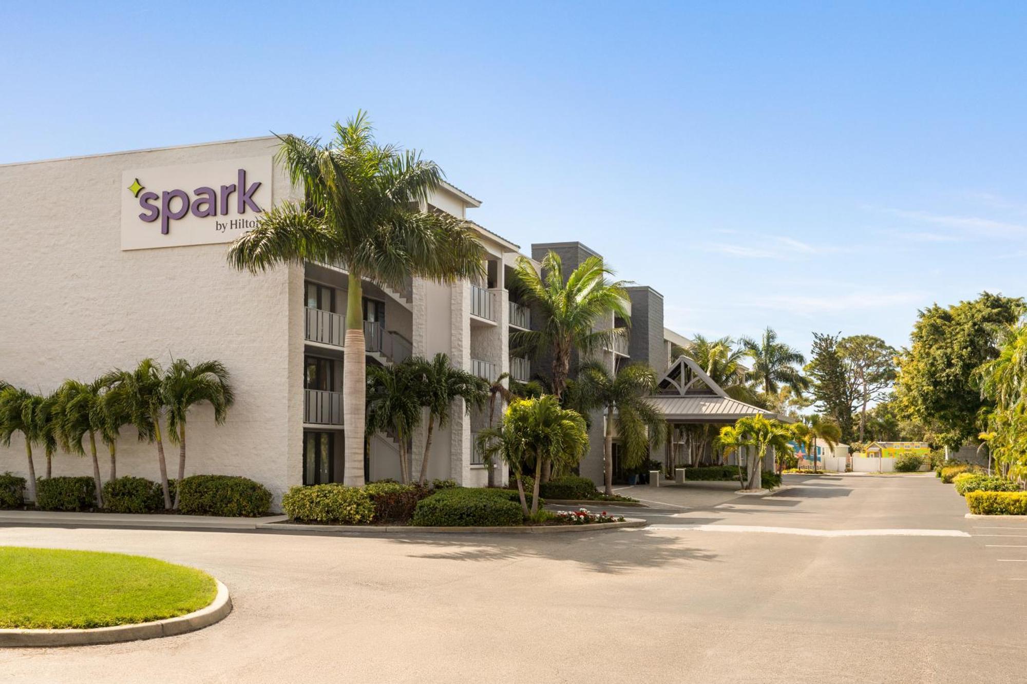 Spark By Hilton Sarasota Siesta Key Gateway Kültér fotó
