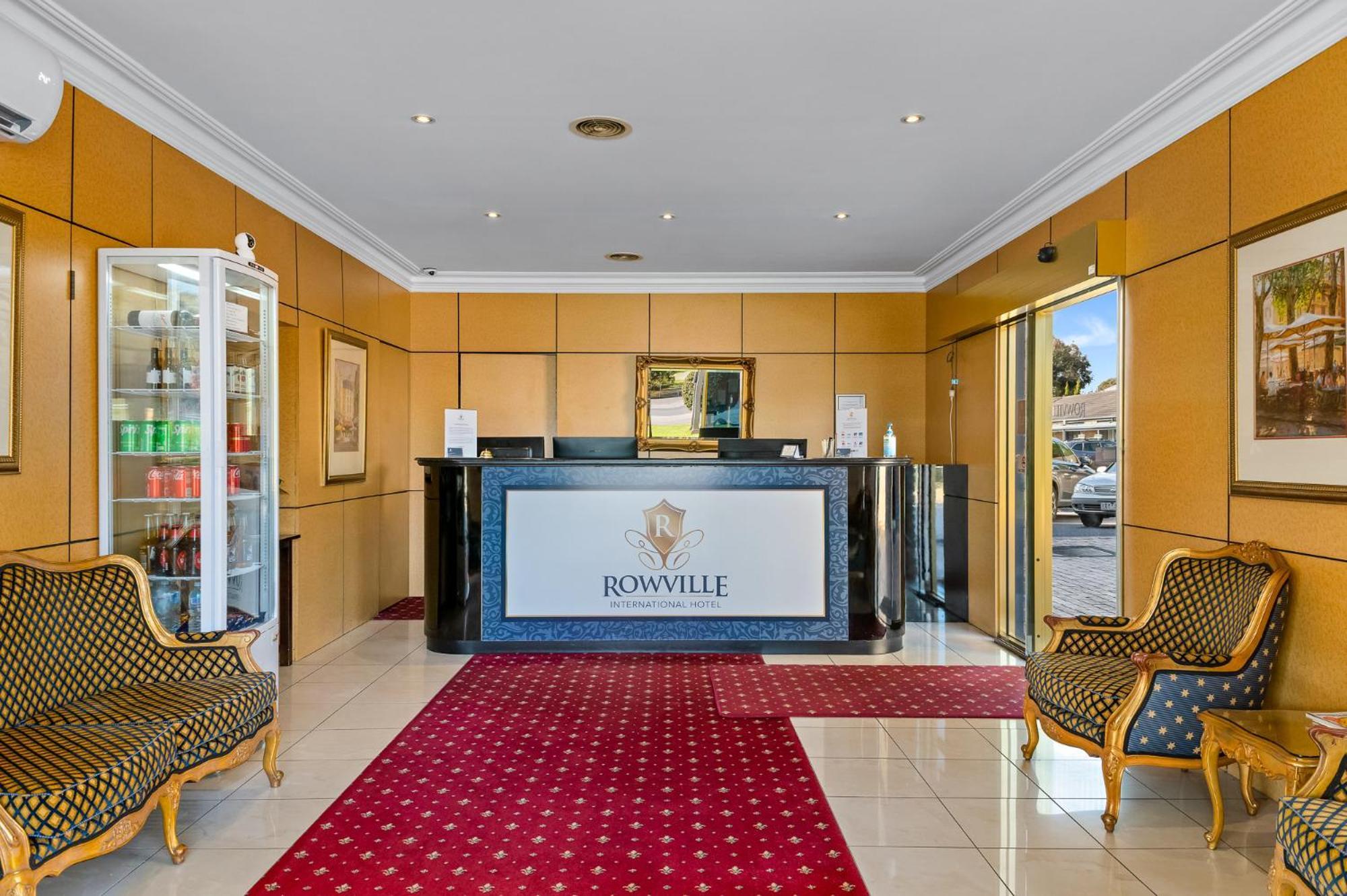 Rowville International Hotel Kültér fotó