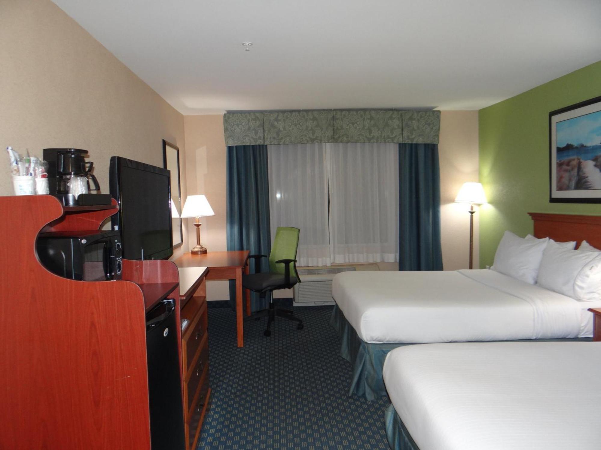 Holiday Inn Express Hotel & Suites Salisbury - Delmar, An Ihg Hotel Kültér fotó