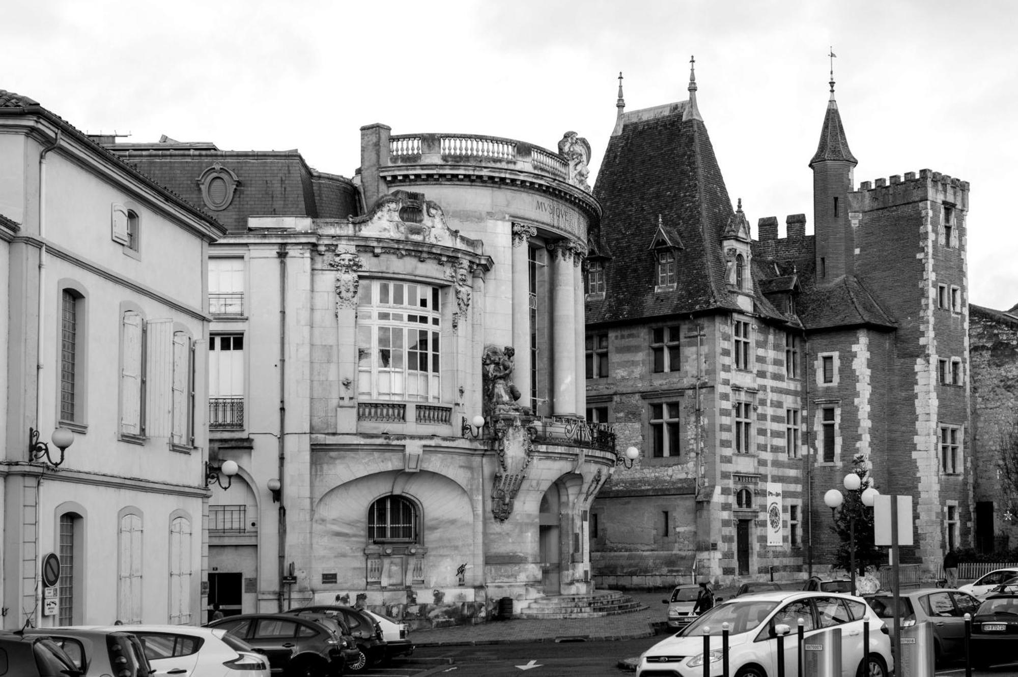 Brit Hotel Agen - L'Aquitaine Le Passage  Kültér fotó