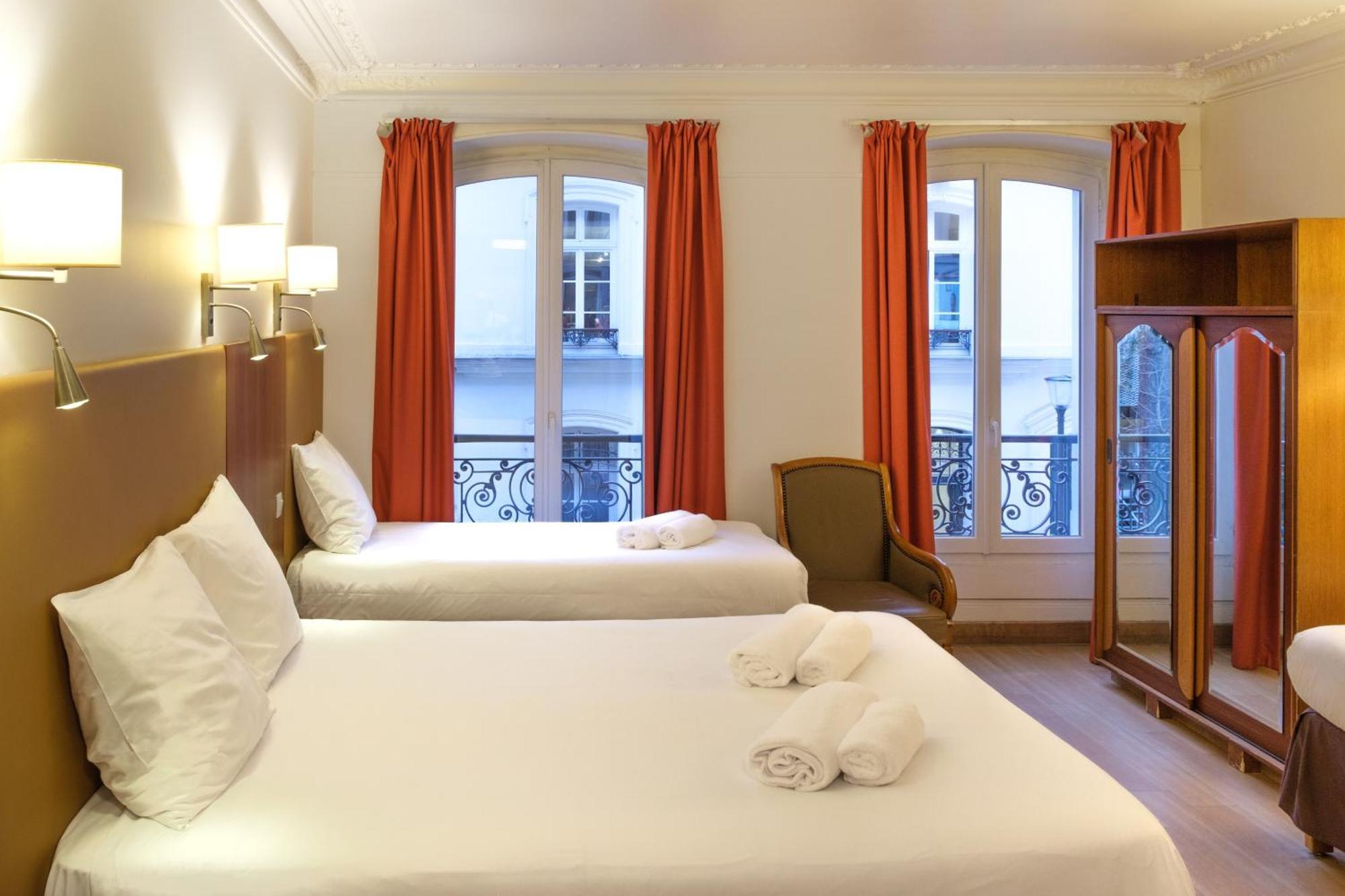Hotel Marignan Párizs Kültér fotó