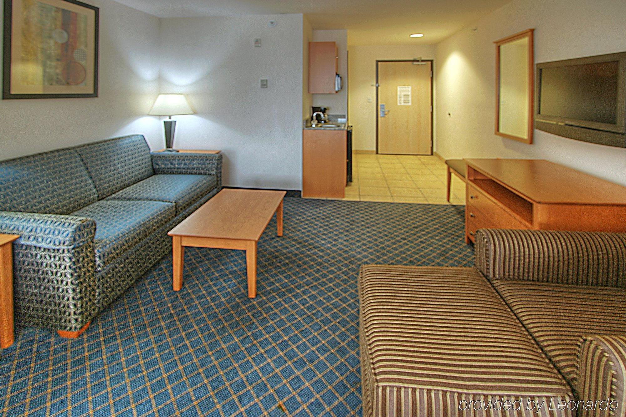 Holiday Inn Express Hotel & Suites Carlsbad, An Ihg Hotel Kültér fotó