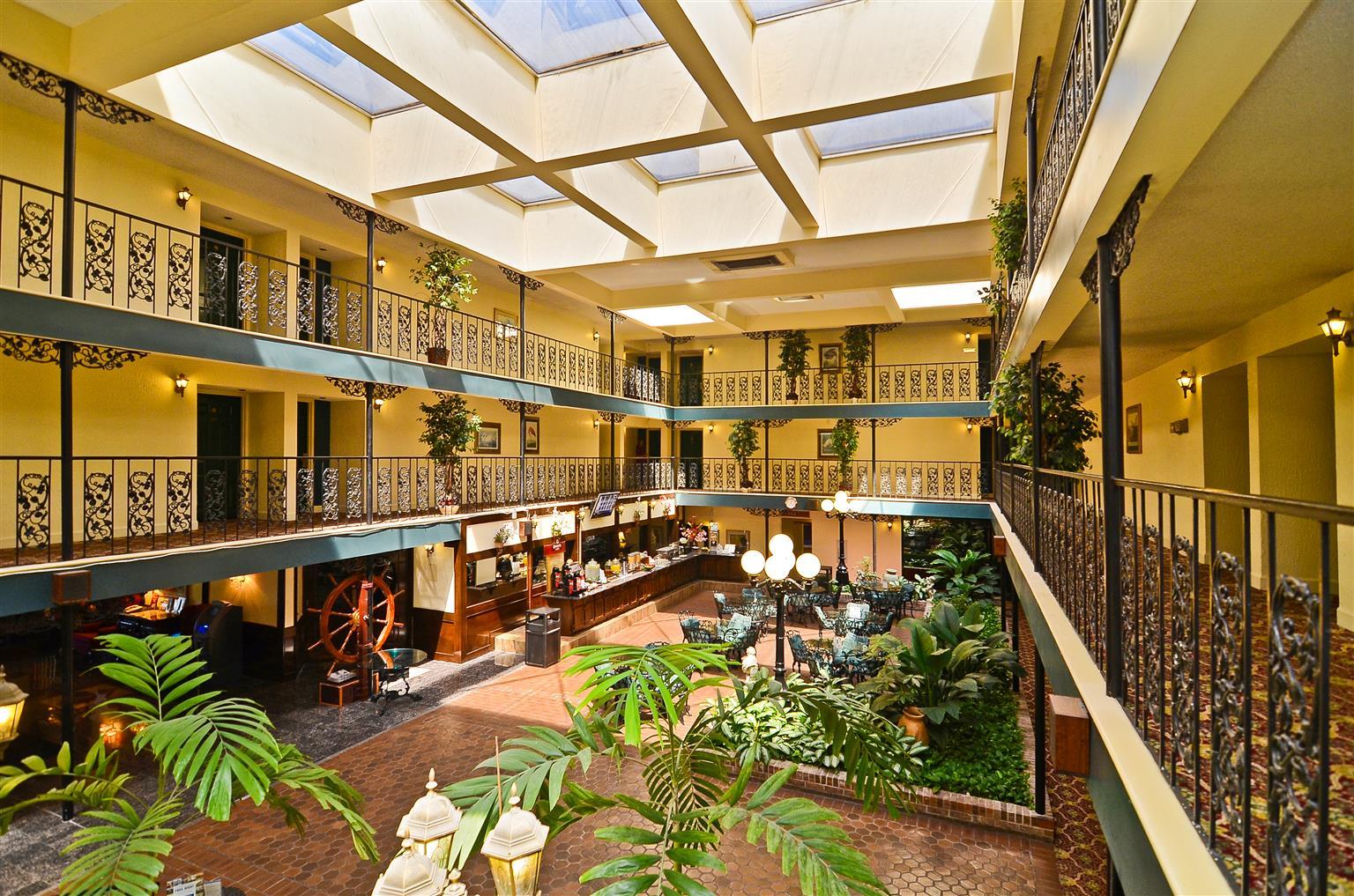 Surestay Plus Hotel By Best Western Baton Rouge Kültér fotó