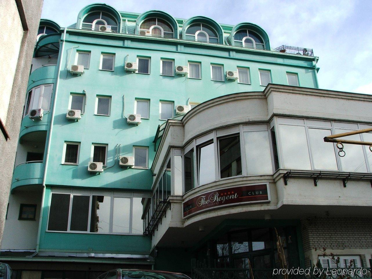 The Regent Club Hotel Ni Kültér fotó