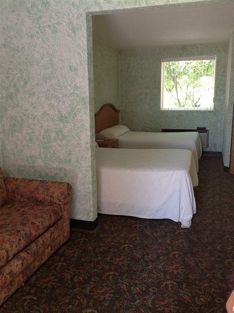 Ourguest Inn And Suites Catawba Island Port Clinton Kültér fotó