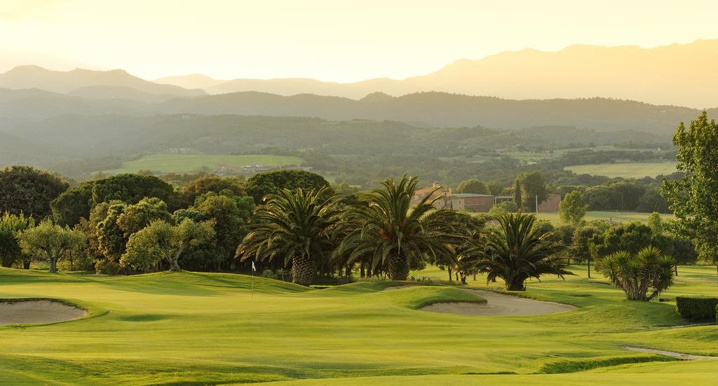 Hotel Torremirona Golf & Spa Navata Kültér fotó