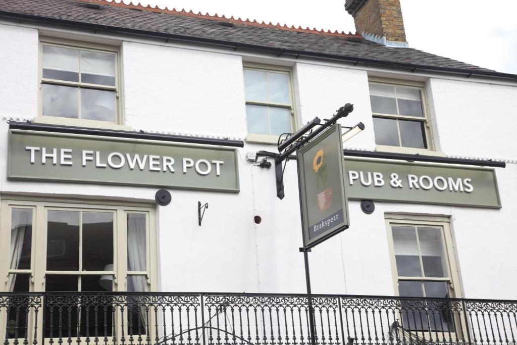 Flower Pot Hotel Sunbury-on-Thames Kültér fotó
