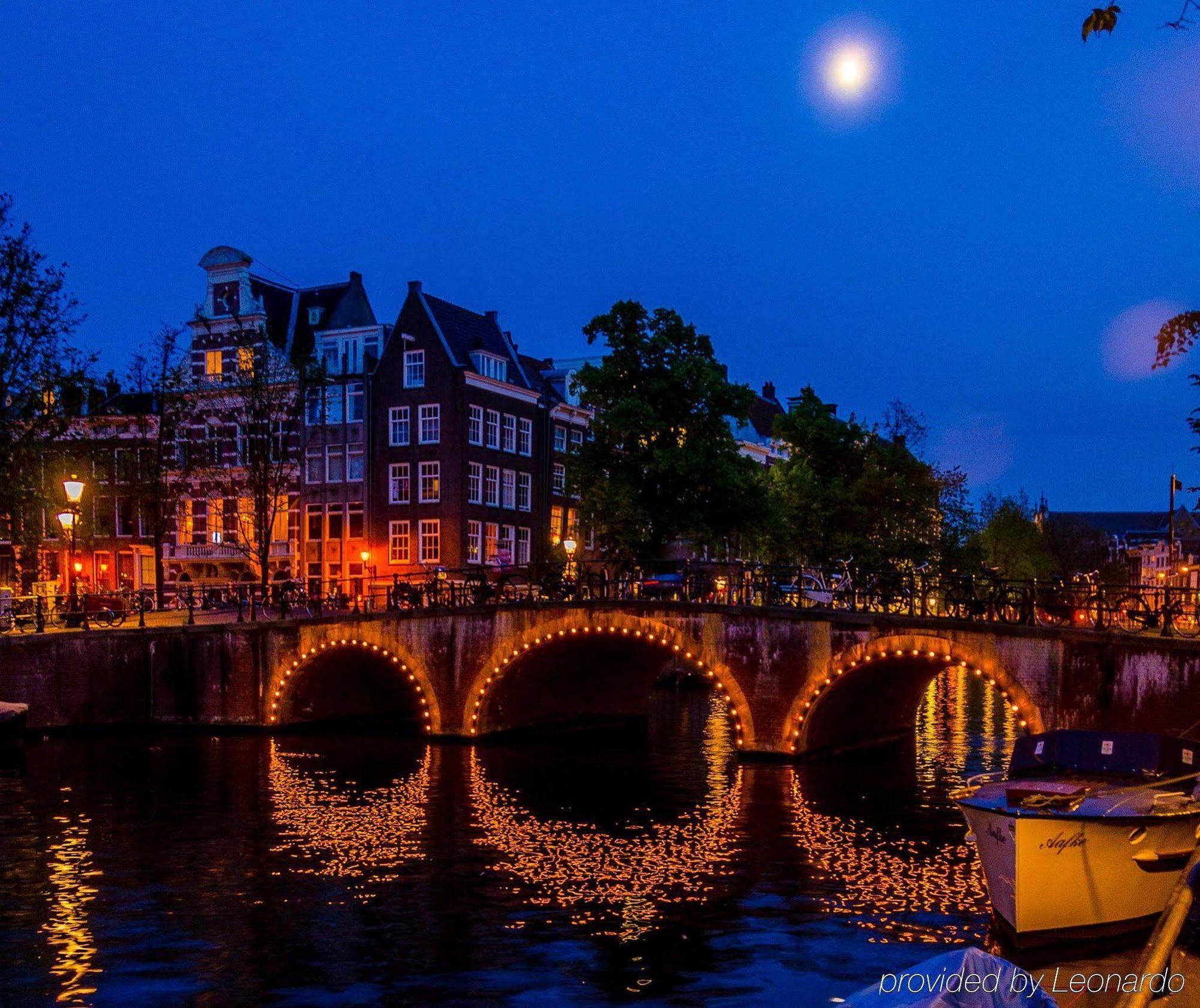 The Pavilions Amsterdam, The Toren Kültér fotó