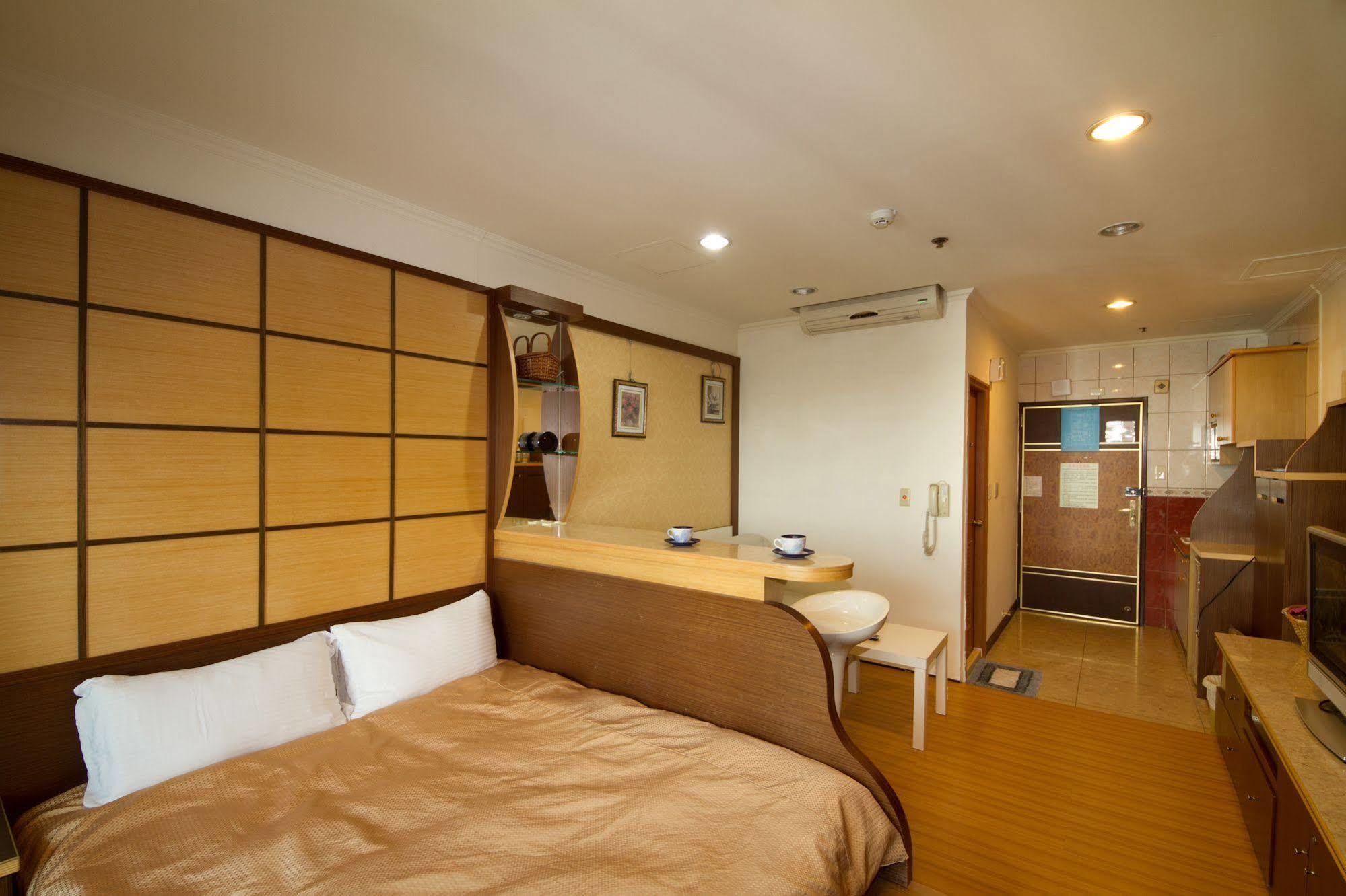 Travelhome Service Apartment Kaohsziung Kültér fotó