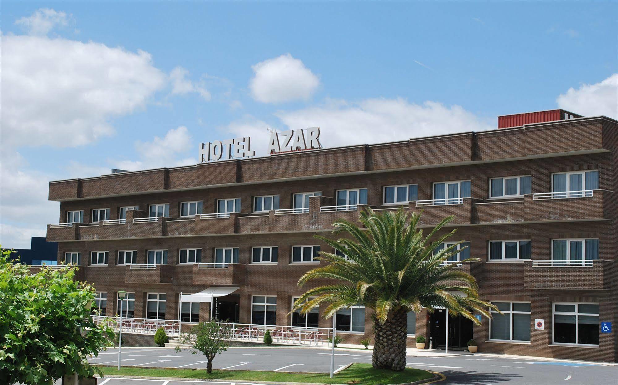 Hotel Azar Plasencia Kültér fotó