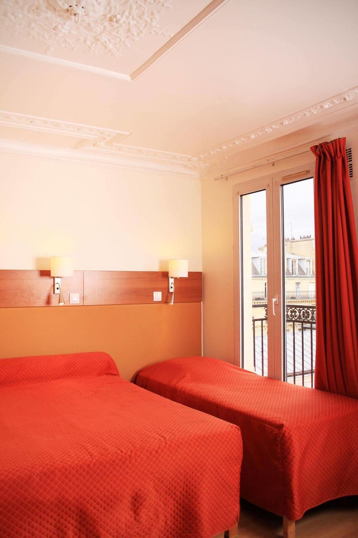 Hotel Marignan Párizs Kültér fotó