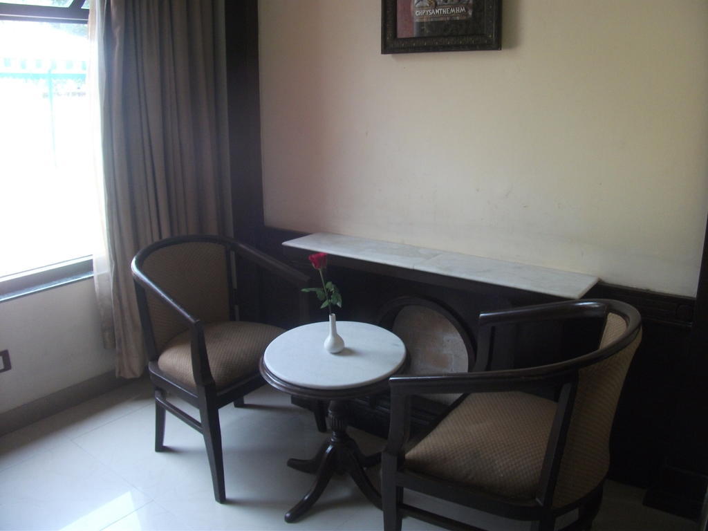 Hotel Allahabad Regency Allāhābād Junction Szoba fotó