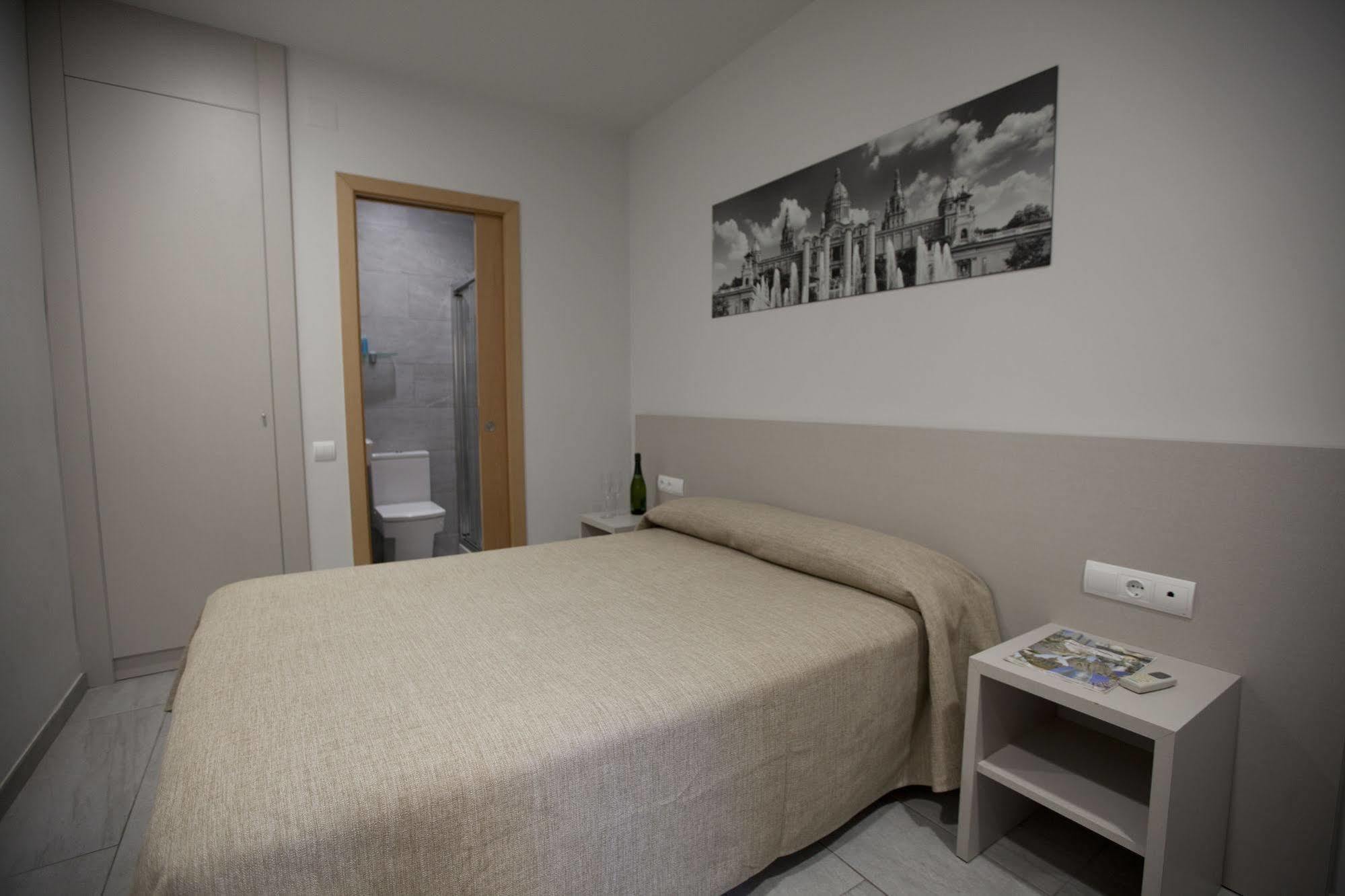 Hotel Ciutat De Sant Adria Sant Adria de Besos Kültér fotó
