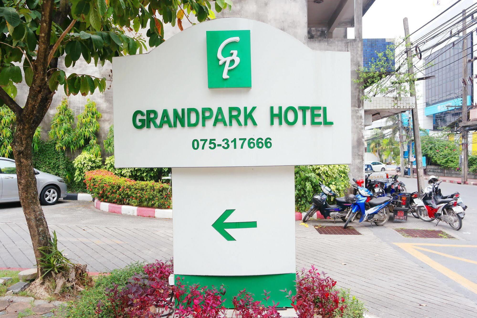 Grand Park Hotel Nakhon Szi Thammarat Kültér fotó