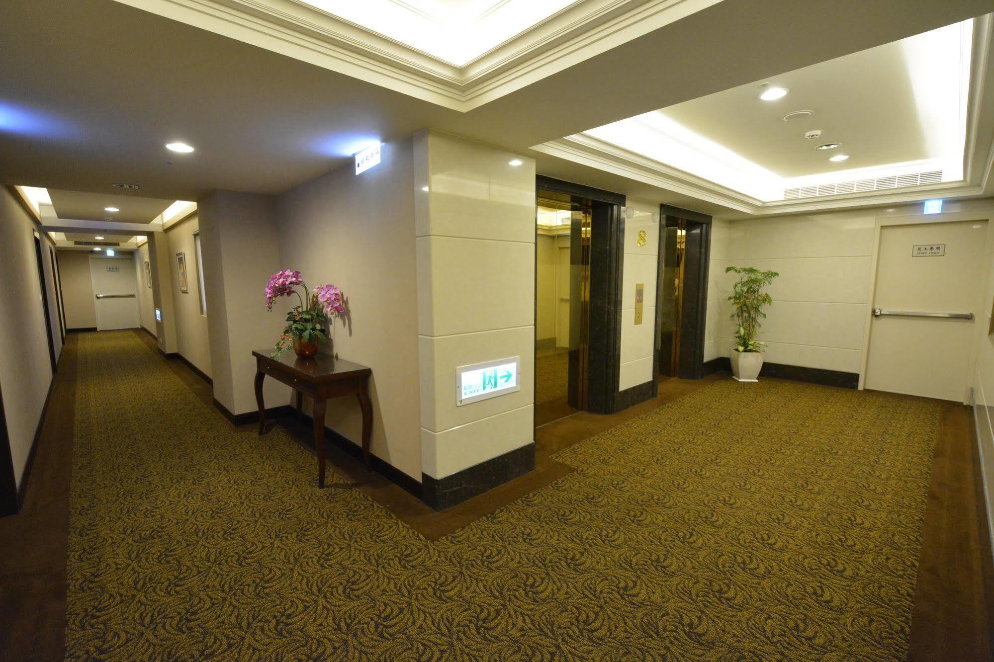 Fushin Hotel Tajcshung Kültér fotó