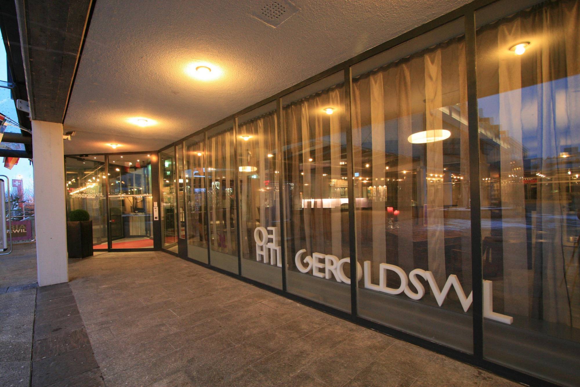 Geroldswil Swiss Quality Hotel Kültér fotó