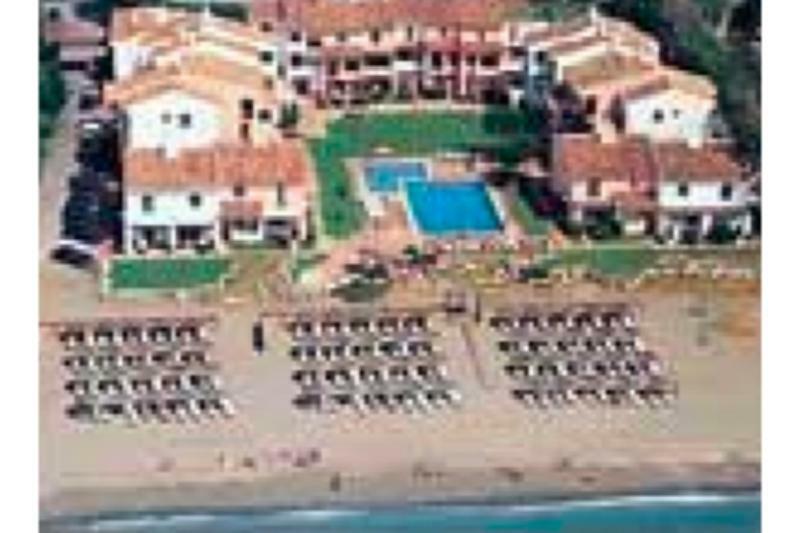 Playa Chica Beach Club Hotel San Luis de Sabinillas Kültér fotó