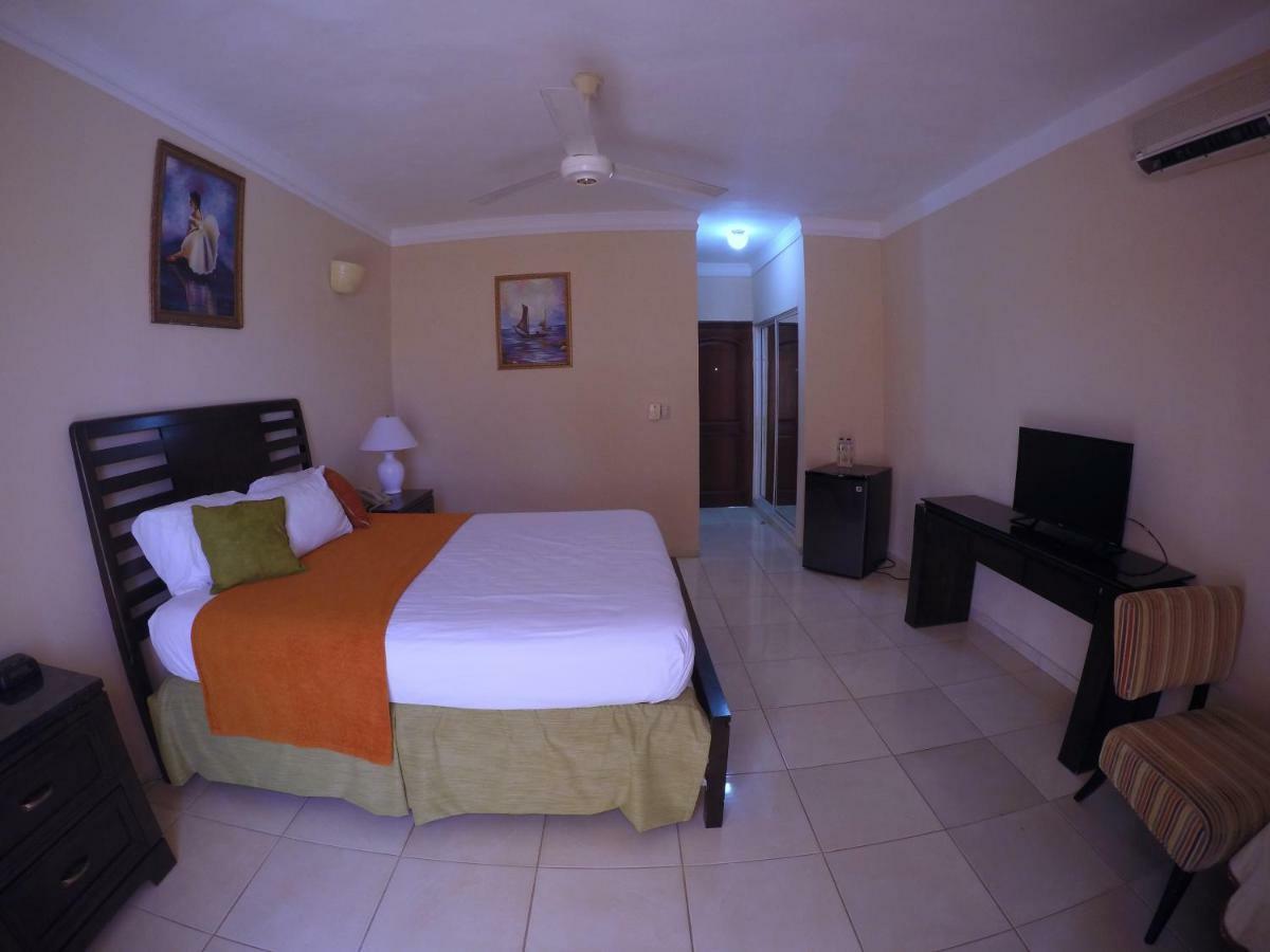 Hotel Dominicana Plus Bavaro Punta Cana Kültér fotó