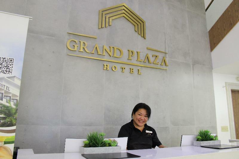 Grand Plaza Hotel Tumon Kültér fotó