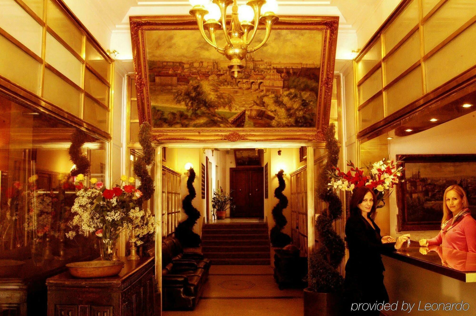 Hotel Bologna Prága Beltér fotó