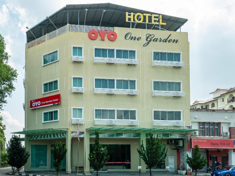 One Garden Hotel @ Senawang Seremban Kültér fotó