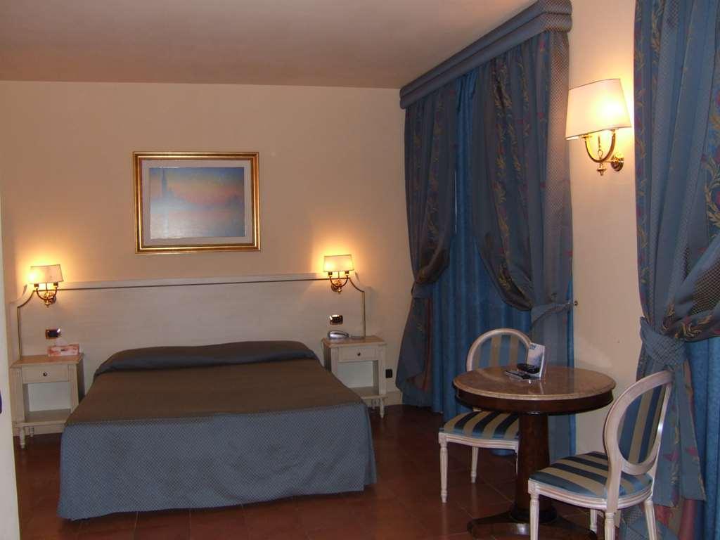 Hotel Quadrifoglio Roma Eur Szoba fotó