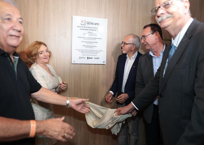 Memorial de Sergipe Prefeito Edvaldo participa da inauguração da nova sede do Memorial ... photo