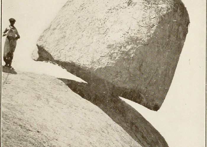 Shifting Stone un regard oblique — THE WORLDS LARGEST ROCKING STONE, TANDIL,... photo